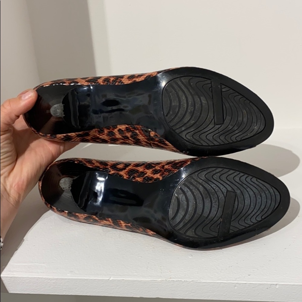 Leopard Pumps - Picture 5 of 5